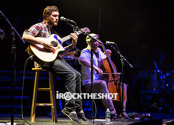 phillip phillips at the capitol theatre-12