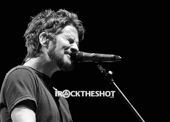 matt nathanson at the wellmont-2