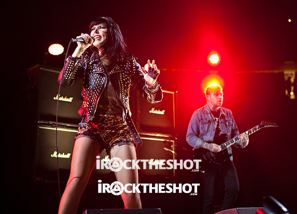 sleigh bells at prudential center-16