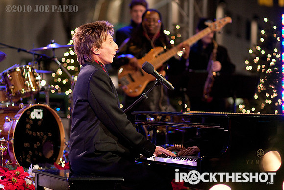 Barry Manilow