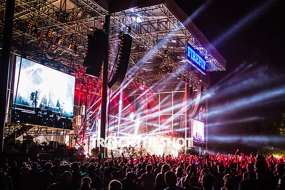 foster-the-people-at-firefly-festival-24