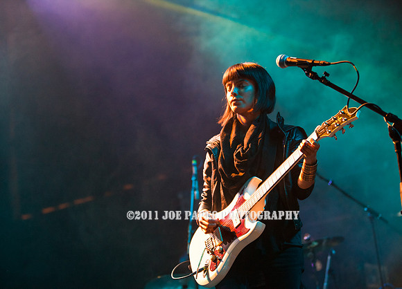 school of seven bells-2