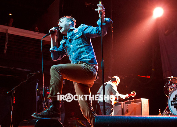kaiser chiefs at terminal 5-1
