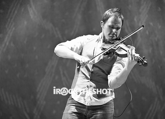 sara evans at izod center-15