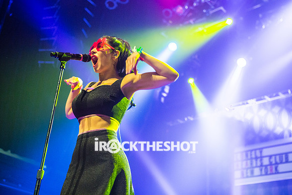 marina and the diamonds at terminal 5-13