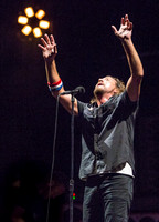 pearl jam at mia-12