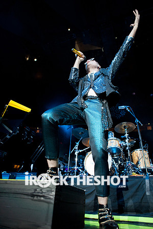 neon trees at msg-5