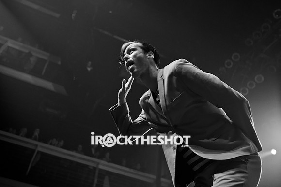 fitz & the tantrums at terminal 5-20