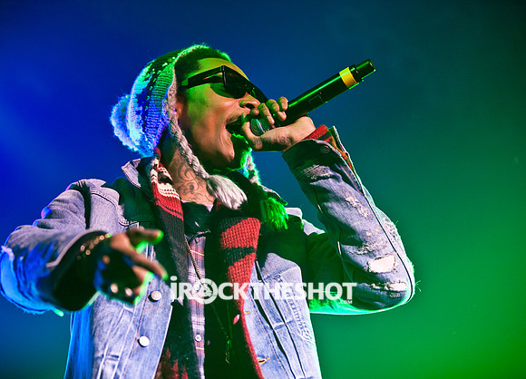 snoop dogg and wiz khalifa at terminal 5-18
