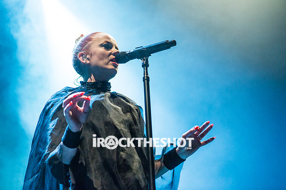 garbage-at-the-wellmont-theatre-4