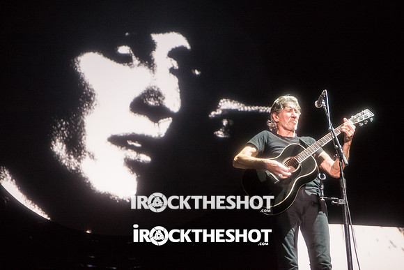 roger waters wall yankee stadium-26