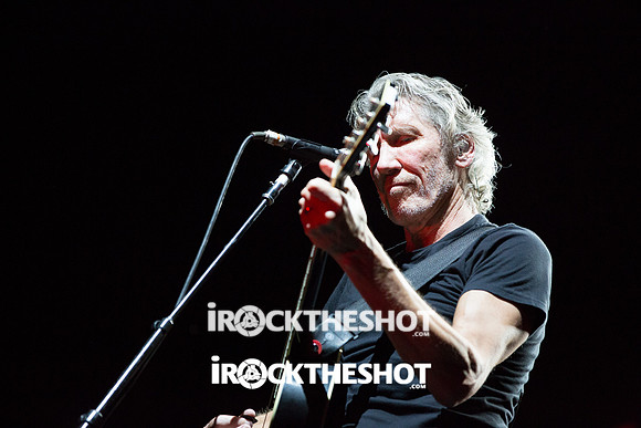 roger waters wall yankee stadium-28