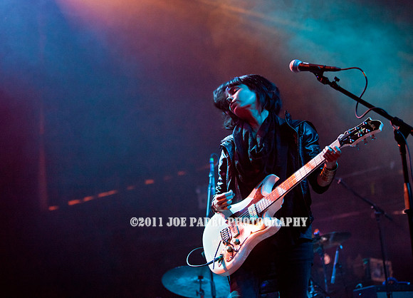 school of seven bells-13