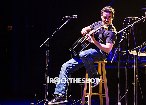 phillip phillips at the capitol theatre-6