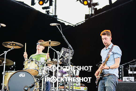passion pit at mia festival-14