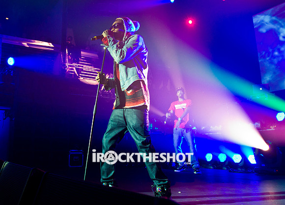 snoop dogg and wiz khalifa at terminal 5-14