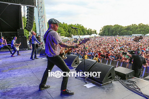 flogging-molly-at-firefly-festival-2016-papeo-13