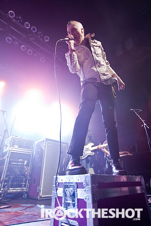 Neon Trees-5