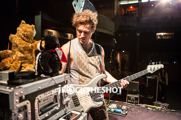 walk the moon music hall-3