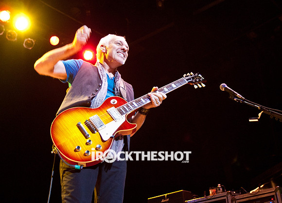 peter frampton at the wellmont (11 of 19)