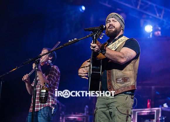 zac brown band at izod center-7