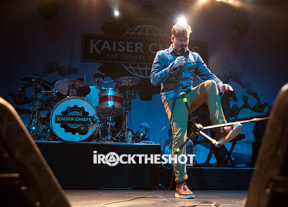 kaiser chiefs at terminal 5-12