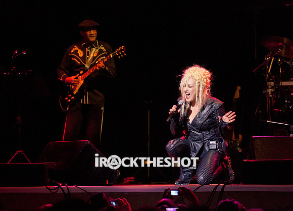 cyndi lauper at the wellmont theatre-17