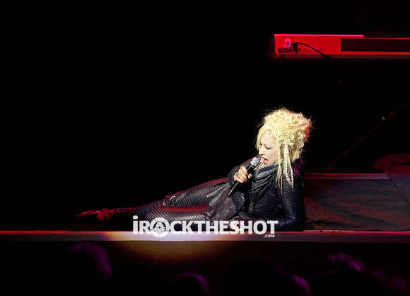 cyndi lauper at the wellmont theatre-10