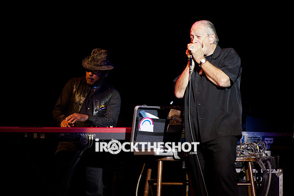 cyndi lauper at the wellmont theatre-4