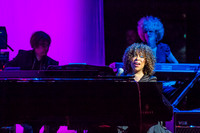 cyndi lauper home for the holidays-11