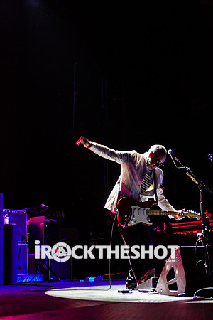 the who cares at madison square garden-5