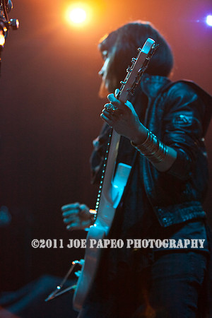 school of seven bells-6