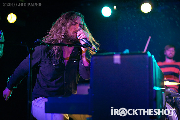 J Roddy Walston & The Business