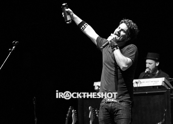 matt nathanson at the wellmont-23