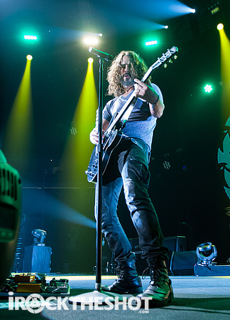 soundgarden at prudential center-32