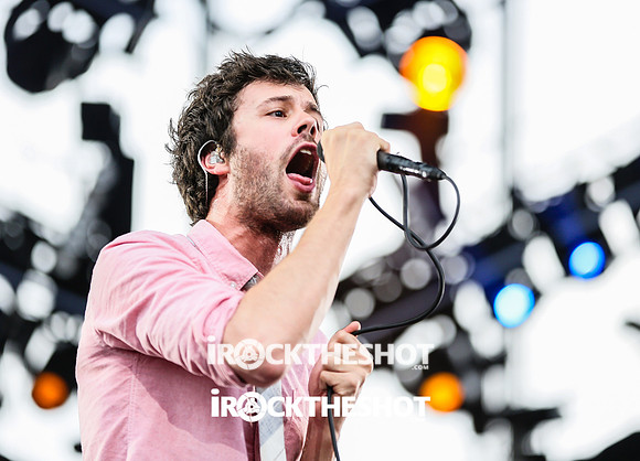 passion pit at mia festival-21