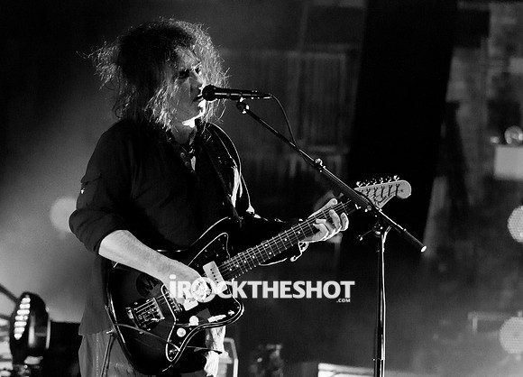 The Cure at The Beacon-3