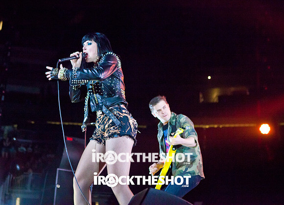 sleigh bells at prudential center-12