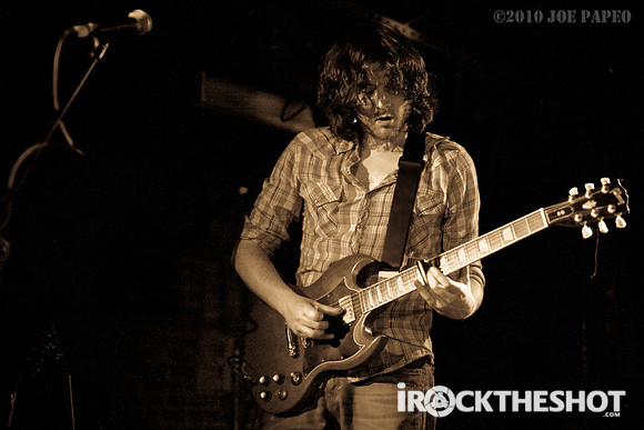 J Roddy Walston & The Business