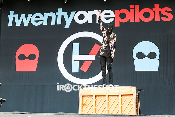 twentyone-pilots-at-firefly-festival-1