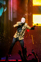macklemore-and-ryan-lewis-at-the-theater-at-madison-square-garden-11