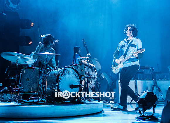jack white at radio city music hall-2