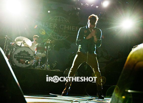 kaiser chiefs at terminal 5-19