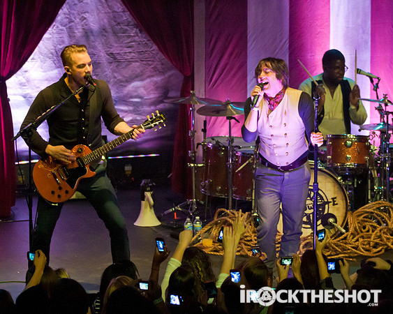 Plain White Ts-12