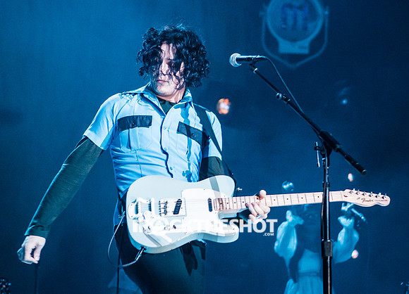 jack white at radio city music hall-3
