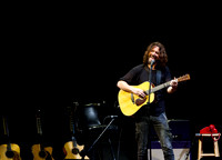 chris cornell at the carnegie  hall-1