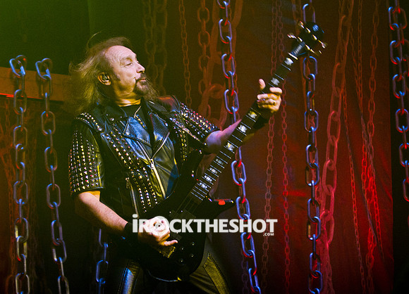 judas priest at izod-18
