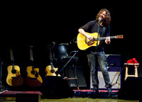 chris cornell at the carnegie  hall-3