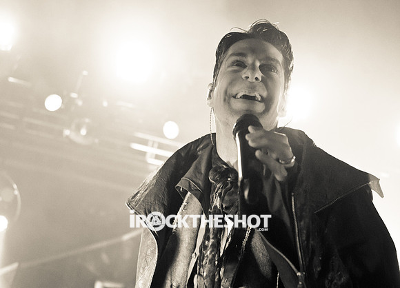 janes addiction at the wellmont theatre-6