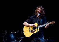 chris cornell at the carnegie  hall-10